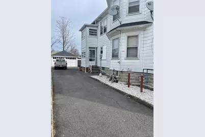 106 Washburn St #1, Taunton, MA 02780 - Photo 9