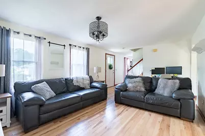 15 Thatcher Sq, Brockton, MA 02302 - Photo 3