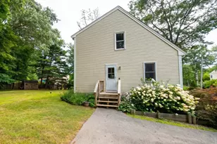 15 Thatcher Square, Brockton, MA 02302 - Photo 21