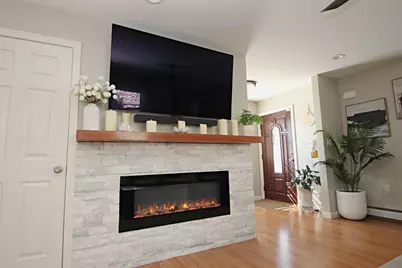 27 Overlea Avenue, Saugus, MA 01906 - Photo 5