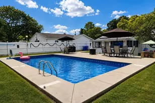 35 Arnold St, Holbrook, MA 02343 - Photo 19