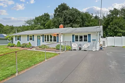 35 Arnold St, Holbrook, MA 02343 - Photo 1