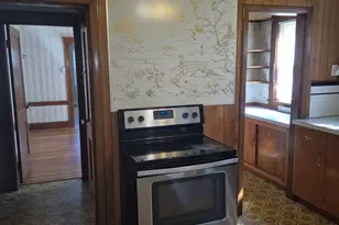 49 Webster St, Medford, MA 02155 - Photo 21