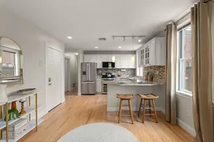 253-255 Main St, Boston, MA 02129 - Photo 9