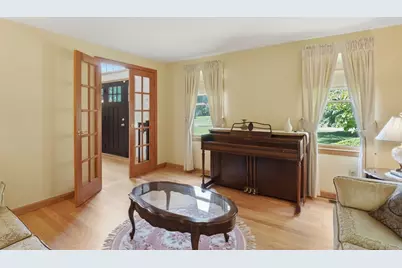 19 Jencks Road, Milford, MA 01757 - Photo 15