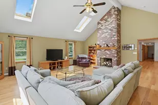 19 Jencks Rd, Milford, MA 01757 - Photo 9
