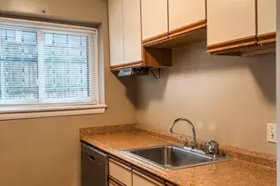 425 South Huntington, Boston, MA 02130 - Photo 3
