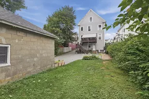 25 Elm St, Gloucester, MA 01930 - Photo 23