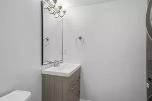112 Stoughton St, Quincy, MA 02169 - Photo 17