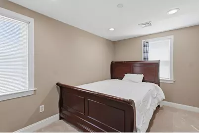 112 Stoughton St, Quincy, MA 02169 - Photo 33