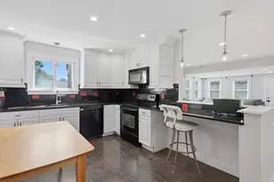 112 Stoughton St, Quincy, MA 02169 - Photo 3