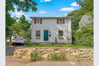 8 Greenhalge St, Medford, MA 02155 - Photo 17