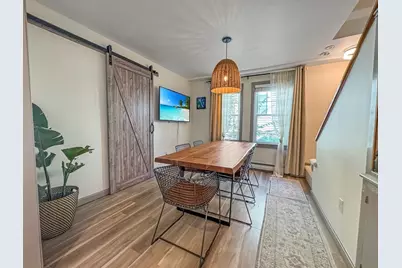8 Greenhalge St, Medford, MA 02155 - Photo 9