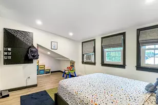 8 Greenhalge St, Medford, MA 02155 - Photo 21