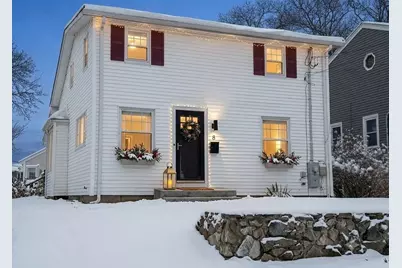 8 Greenhalge St, Medford, MA 02155 - Photo 3