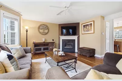 1975 Middlesex St #19, Lowell, MA 01851 - Photo 15