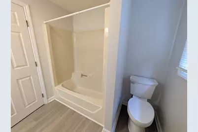 34 Eastern Ave #L, Webster, MA 01570 - Photo 5