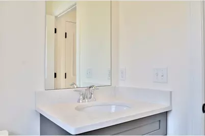 20B Crownshield #20B, Uxbridge, MA 01569 - Photo 13