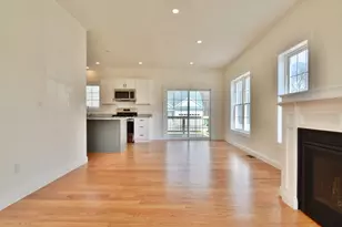 20B Crownshield, Uxbridge, MA 01569 - Photo 3