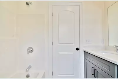 20B Crownshield #20B, Uxbridge, MA 01569 - Photo 23