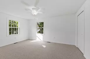 2701 Forest Park Dr, Auburn, MA 01501 - Photo 13