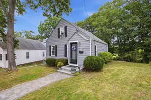 114 Clinton Rd, Weymouth, MA 02189 - Photo 3