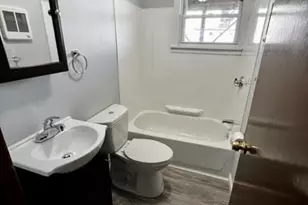 229 Tripp St, Fall River, MA 02724 - Photo 9