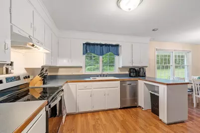 3816 Chestnut Hill Ave, Athol, MA 01331 - Photo 11
