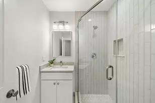 9 Downer Ct, Boston, MA 02122 - Photo 15