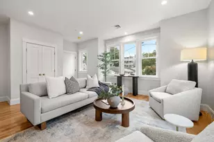 9 Downer Ct, Boston, MA 02122 - Photo 7