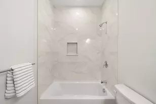 9 Downer Ct, Boston, MA 02122 - Photo 27
