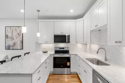 9 Downer Ct #4, Boston, MA 02122 - Photo 11