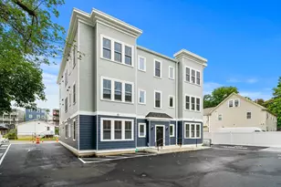 9 Downer Ct, Boston, MA 02122 - Photo 31