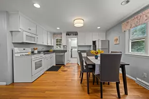 134 Marshall Ave, Lowell, MA 01851 - Photo 11