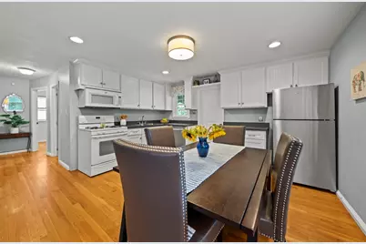 134 Marshall Ave, Lowell, MA 01851 - Photo 3