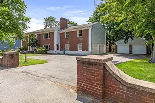 11 Main St, Wilmington, MA 01887 - Photo 1