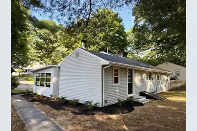 47 Starr Rd, Bridgewater, MA 02324 - Photo 3