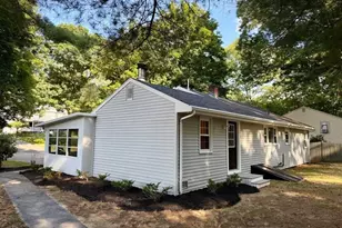 47 Starr Rd, Bridgewater, MA 02324 - Photo 3