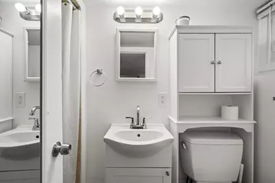 8 Franklin St #19, Marblehead, MA 01945 - Photo 17