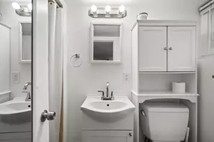 8 Franklin St, Marblehead, MA 01945 - Photo 17
