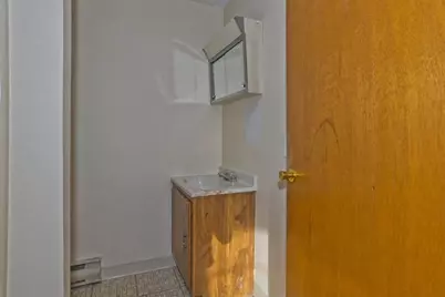 1692 Memorial Drive, Chicopee, MA 01020 - Photo 9