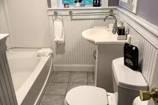 8 Warren Rd, Auburn, MA 01501 - Photo 17