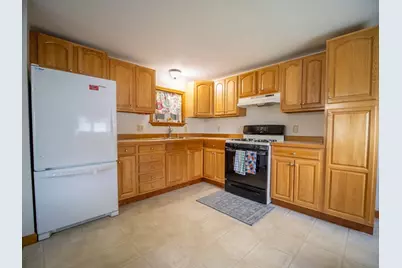 27 Clems Way, Acushnet, MA 02743 - Photo 3