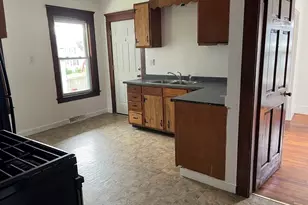 108-110 Conway St, Greenfield, MA 01301 - Photo 9