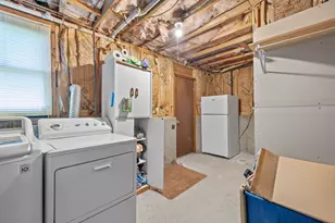 129 Forest St, Franklin, MA 02038 - Photo 17