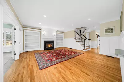 57 Shattuck St, Pepperell, MA 01463 - Photo 9