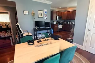 29 Rosemont St, Boston, MA 02122 - Photo 5