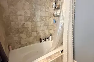 29 Rosemont St, Boston, MA 02122 - Photo 27