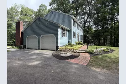 3 Hackney Cir, Andover, MA 01810 - Photo 3
