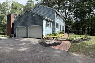 3 Hackney Cir, Andover, MA 01810 - Photo 3
